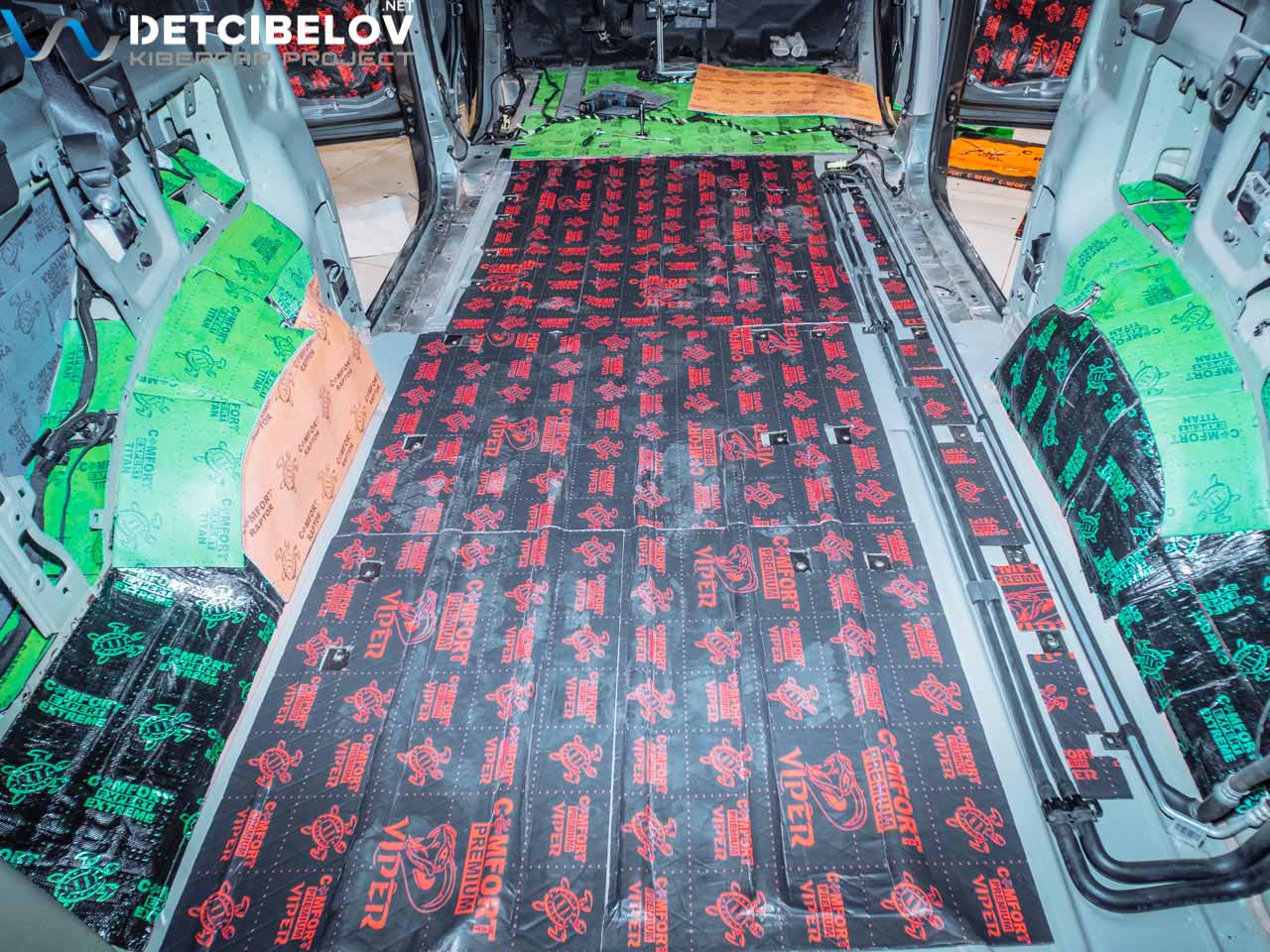 Шумоизоляция пола Peugeot