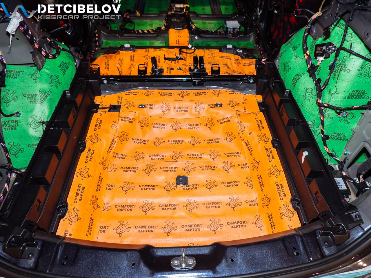 Шумоизоляция багажника Exeed