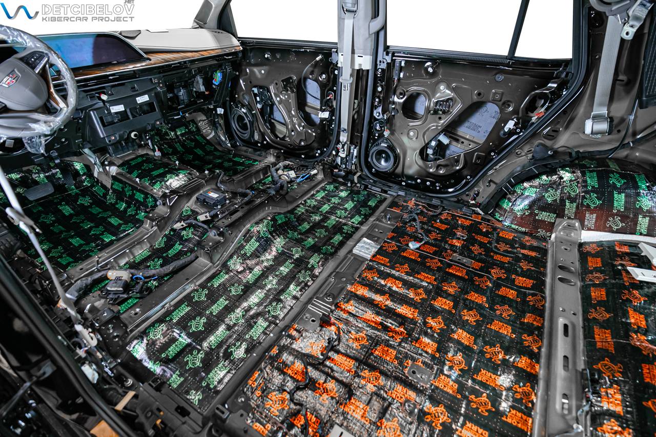 Шумоизоляция пола Cadillac