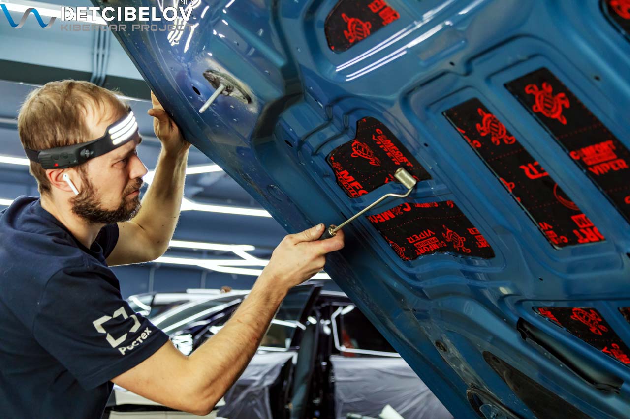 Процесс шумоизоляции салона BMW 8 серии (G14)