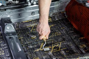 Toyota Avalon: шумоизоляция STP Aerocell