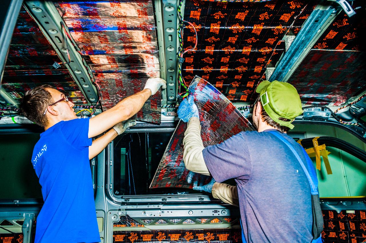 Шумоизоляция потолка Volkswagen Multivan (T6)