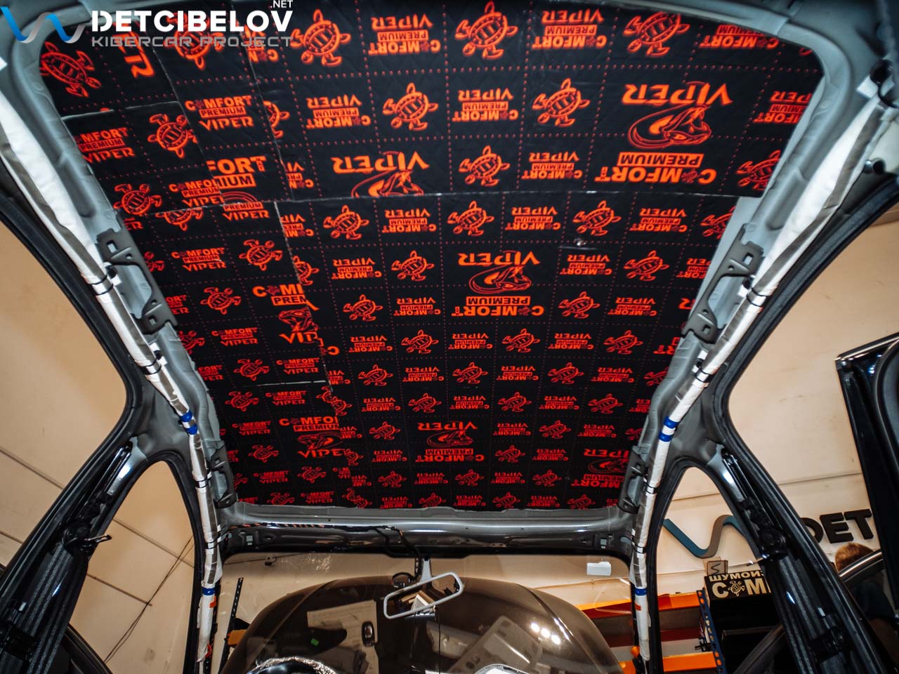 Шумоизоляция потолка Audi