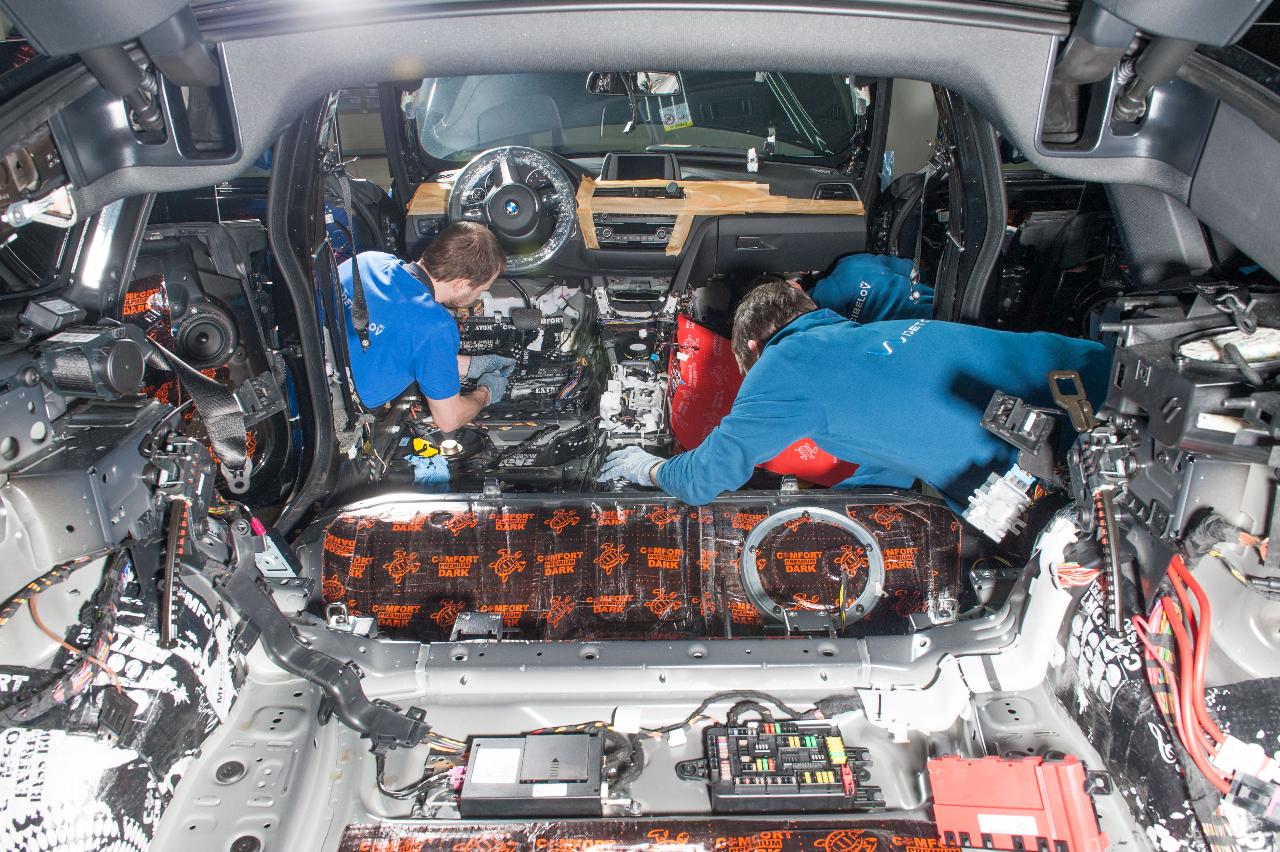 Шумоизолция пола BMW 3 серии GT (F34)