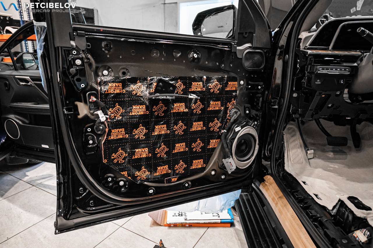 Шумоизоляция дверей Cadillac