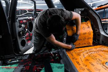 Шумоизоляция Audi Q3 II (F3) материалами ComfortMat