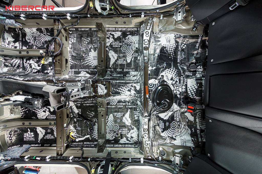 Процесс шумоизоляции салона Toyota