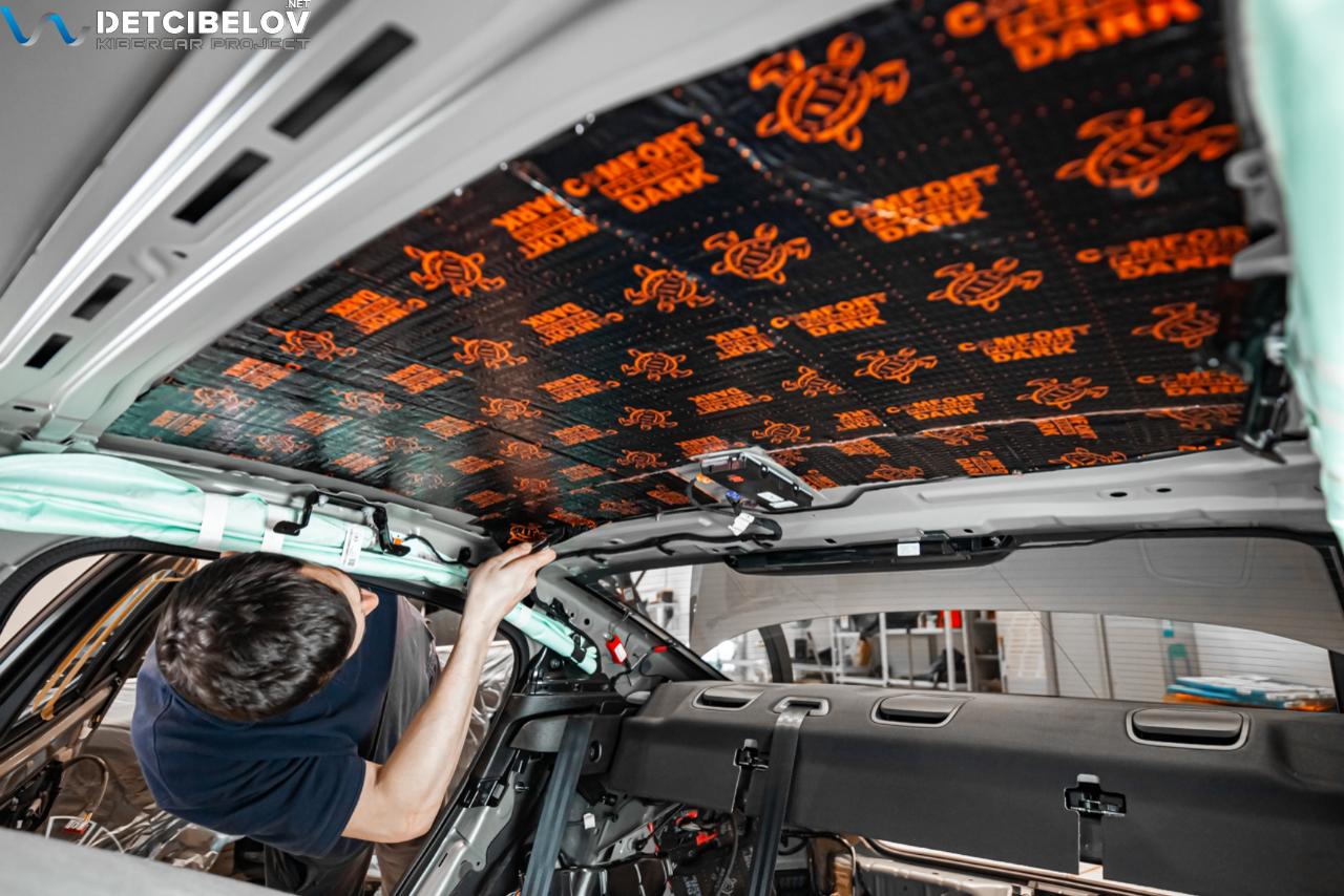 Шумоизоляция потолка Volvo