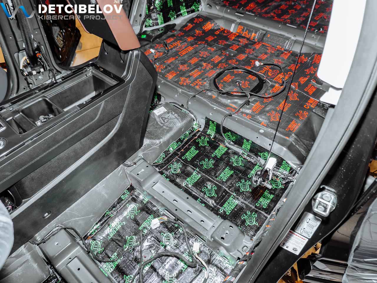 Процесс шумоизоляции салона Chery