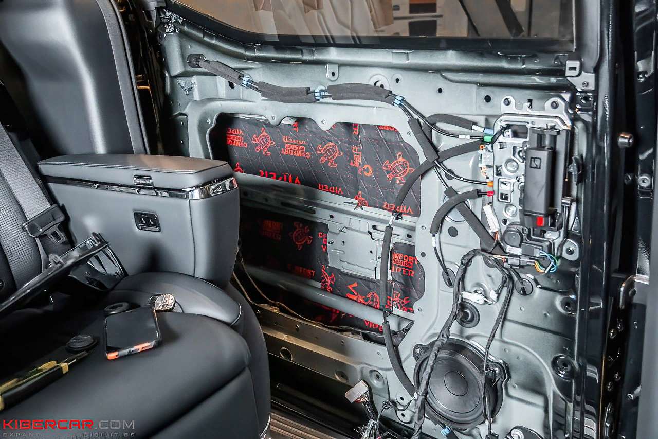 Zeekr 009 db (5).jpg