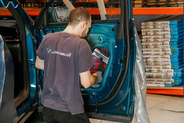 Шумоизоляция дверей автомобиля цена