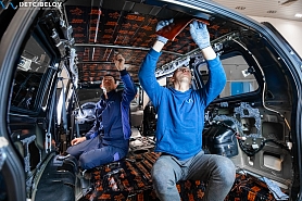 Процесс шумоизоляции салона Mitsubishi Pajero IV Рестайлинг 2